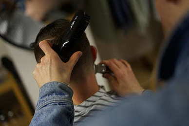 哲学的表白情话文案 关于爱情的哲学名言