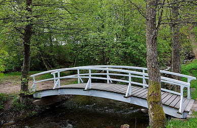 情侣之间温馨的话语 》(情侣间最亲密的话)