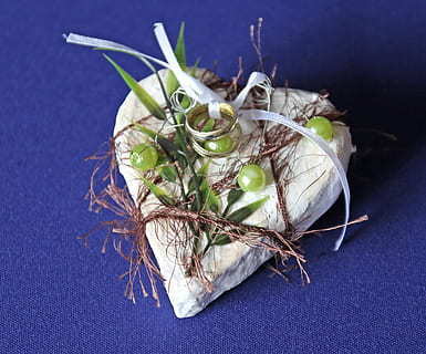 春天期待爱情的句子文案 春天的爱情句子文案