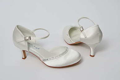 经典爱情诗句文案大全 最伤感的爱情诗句文案大全