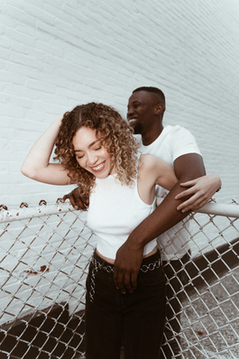 赞美女朋友漂亮的情话文案 夸赞女朋友漂亮的话