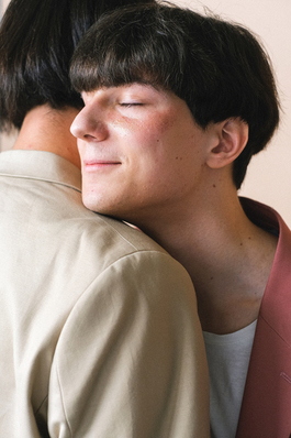 用一句话形容心痛的感觉 用一句话形容非常伤心