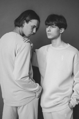 女儿思念已故父亲的诗句文案 女儿怀念父亲的古诗句文案