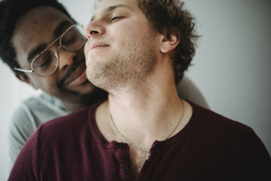 关于老公出轨心痛的说说文案 关于老公出轨的说说文案心情短语