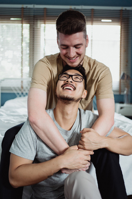 爱情伤感痛心诗句文案 情感伤心诗句文案大全