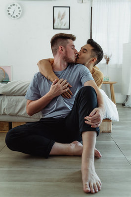 形容男人无情无义的句子文案 形容男子冷酷无情的句子文案有哪些？