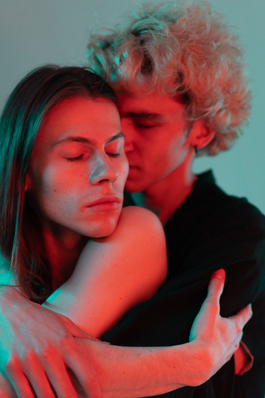 形容笑容甜的句子文案 形容女生笑容甜美的句子文案