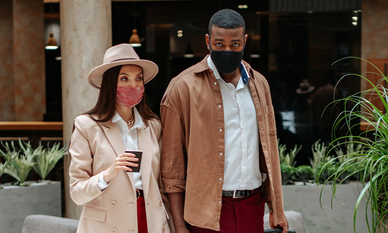 情侣照说说文案简短 情侣发照片配什么文字