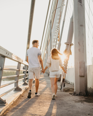 关于思念的唯美句子文案简短 表达思念的唯美短句有哪些？