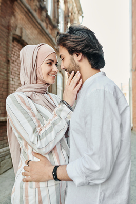 一个男人深爱一个女人的话 一个男人深爱一个女人的诗