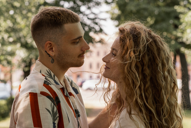 网恋奔现的幸福说说 关于网恋的经典语录文案