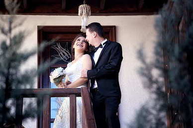 形容一个女人不可理喻的句子文案 历史上有形容女人不可理喻的诗句吗?