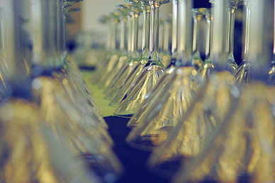 心爱的人手受伤了我心疼说说文案 喜欢的人受伤了，我会心疼他的说说文案