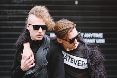 对喜欢的人说中午好的说说 中午好说说心情优美句子文案