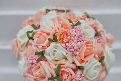 女朋友睡了深夜情话文案 女友深夜要听情话文案，众神支招