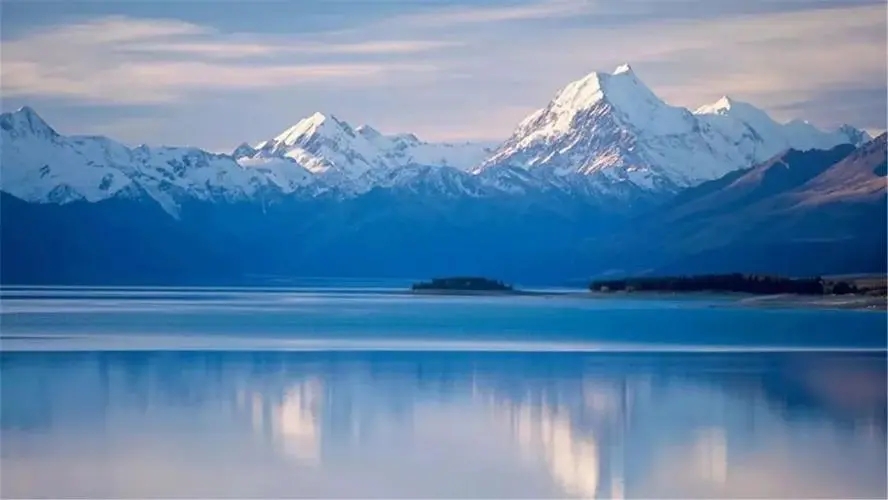 山川湖海的文案