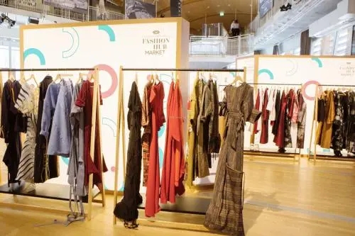 早秋款女装文案