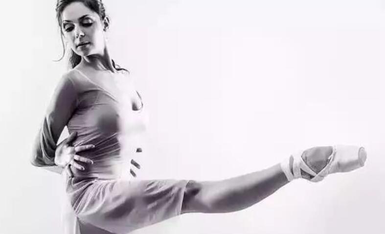 抖音第一次跳舞的文案