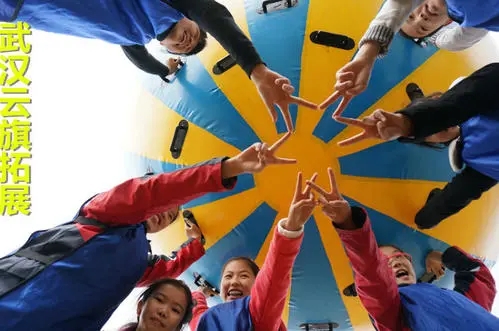 跟艺术有关的文案