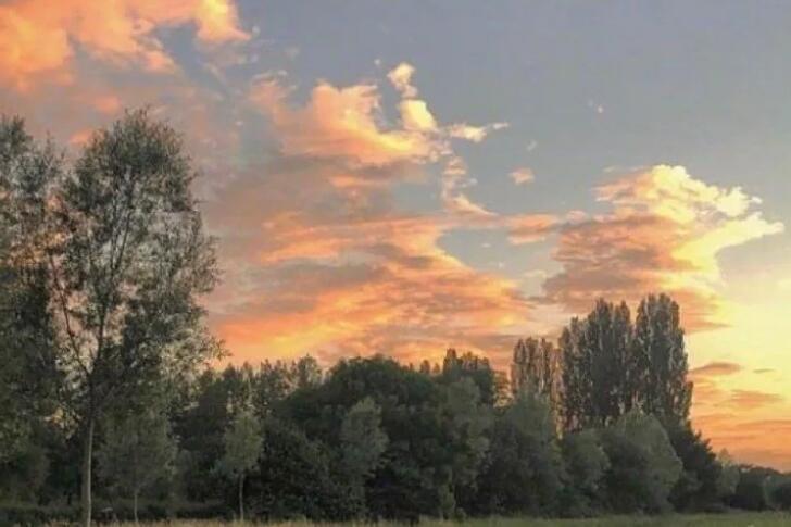 关于夏天和朋友出去玩的文案