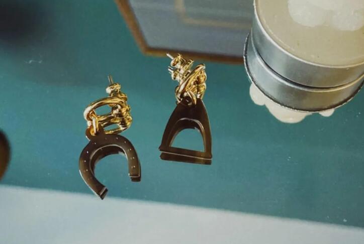 给自己买礼物文案