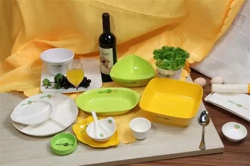 描写餐具的走心文案