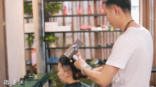 发型师抖音文案