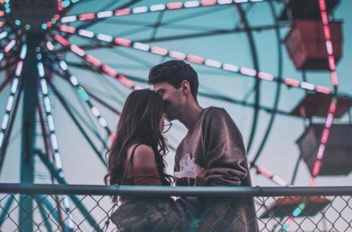 关于爱情的唯美句子文案