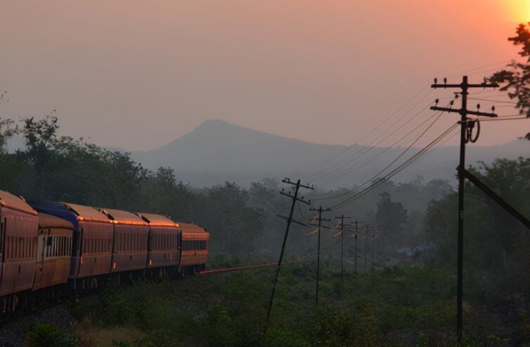压抑憋屈的心情文案