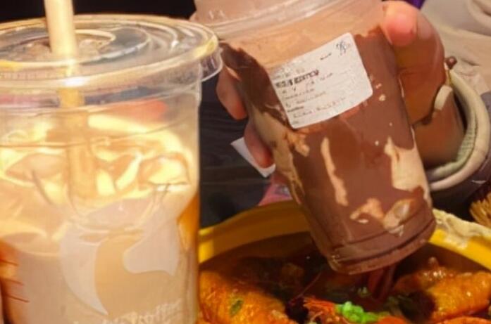 发朋友圈朋友聚会的文案