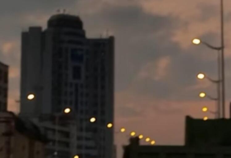 很拽的文案黑色