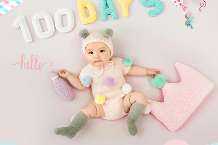 宝宝百天照朋友圈文案九宫格