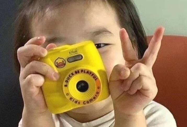 朋友圈自拍创意搞笑文案