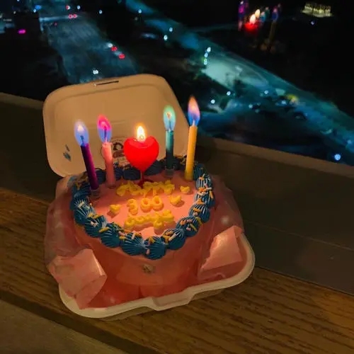 关于吃的简短文案