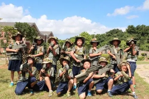 关于军事夏令营的文案