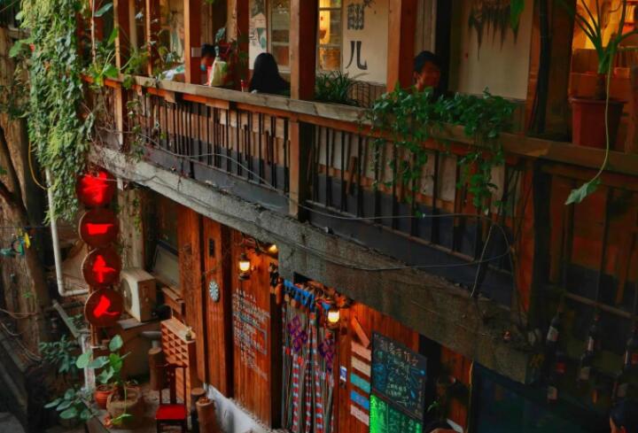 重庆磁器口朋友圈文案