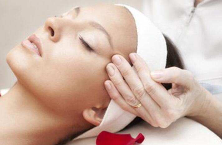 美容院关于眼部宣传文案