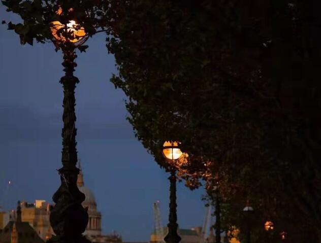 网络到现实的文案