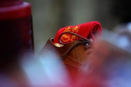 订婚发朋友圈的文案