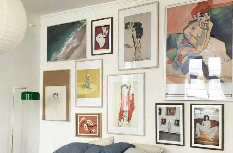 发动态的配图和文案