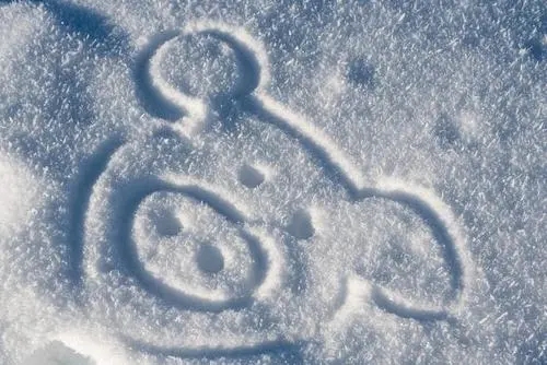 雪地写名字文案