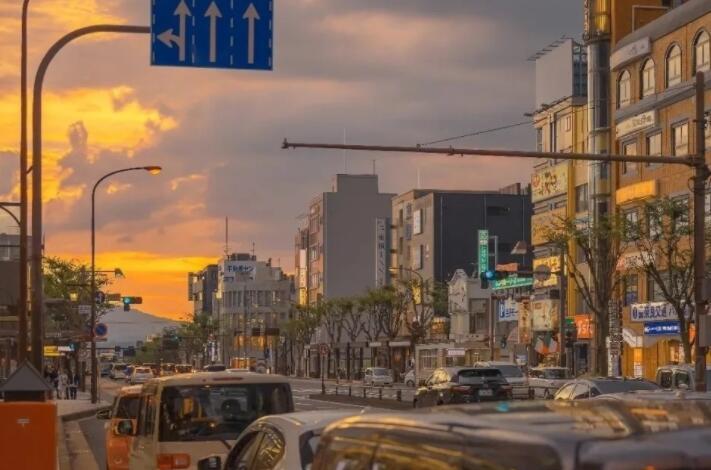 夏日限定朋友圈文案