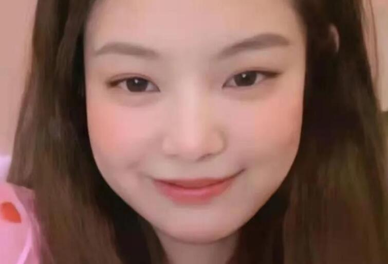 适合jenLisa的文案