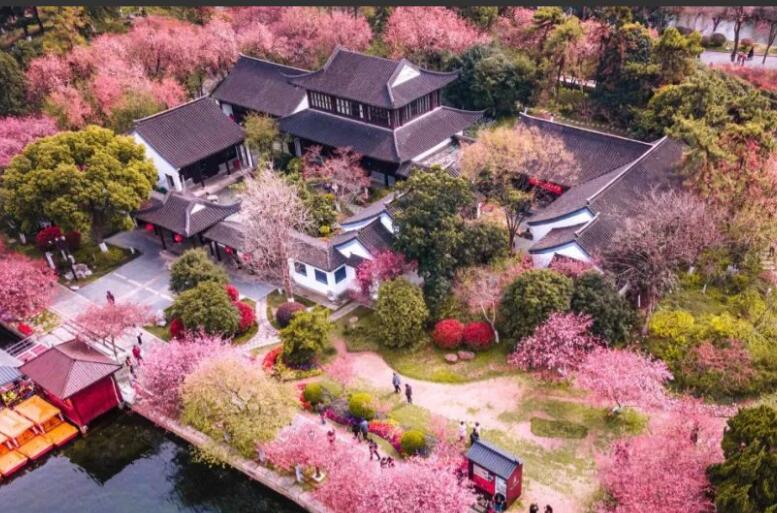 春季游玩发朋友圈的文案