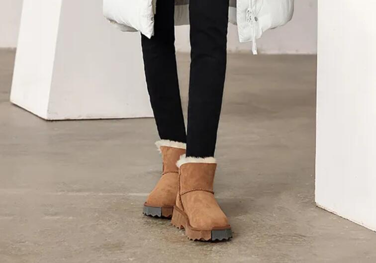 关于轻便雪地靴的故事型文案