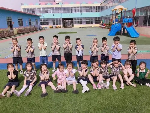 幼儿园朋友圈文案美篇