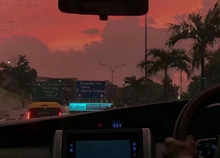 文案句子伤感配图动漫