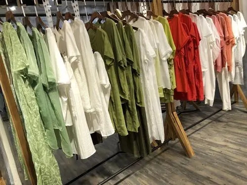 服装品牌入驻商场文案