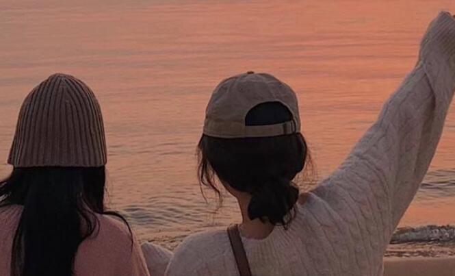 朋友圈高端文案女