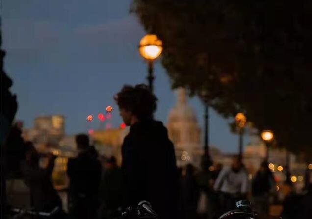 网络到现实的文案